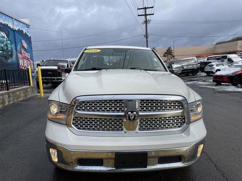 Certified 2016 RAM 1500 Laramie w/ Convenience Group image 5