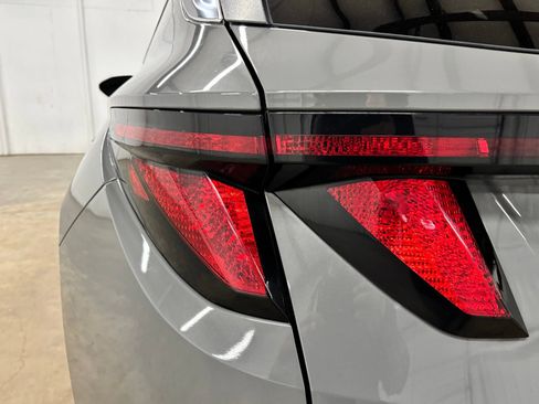 Certified 2024 Hyundai Tucson SEL FWD image 7