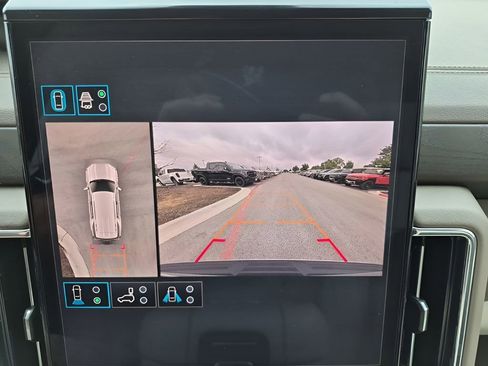 New 2026 GMC Yukon Denali w/ Sun & Power Step Package AWD/4WD image 48