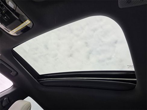 Used 2025 Lexus RX 350 Premium image 17