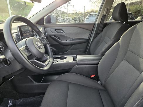 Used 2023 Nissan Rogue S image 26