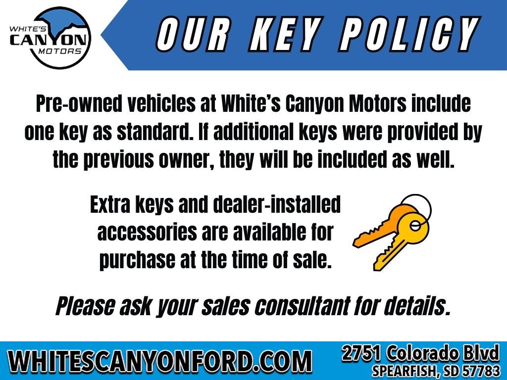 Used 2023 Chrysler Pacifica Touring-L FWD image 4