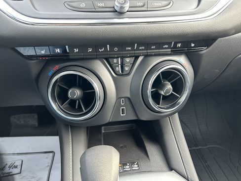 New 2026 Chevrolet Blazer LT w/ Convenience Package image 28
