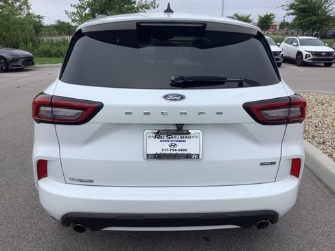Used 2023 Ford Escape ST-Line Select AWD/4WD image 6