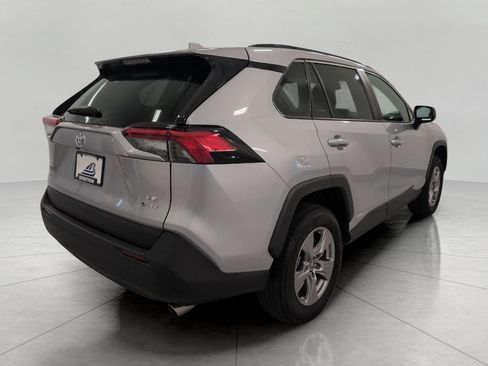 Used 2025 Toyota RAV4 LE AWD/4WD image 19