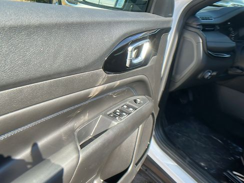 New 2025 Jeep Compass Latitude w/ Altitude Special Edition image 15