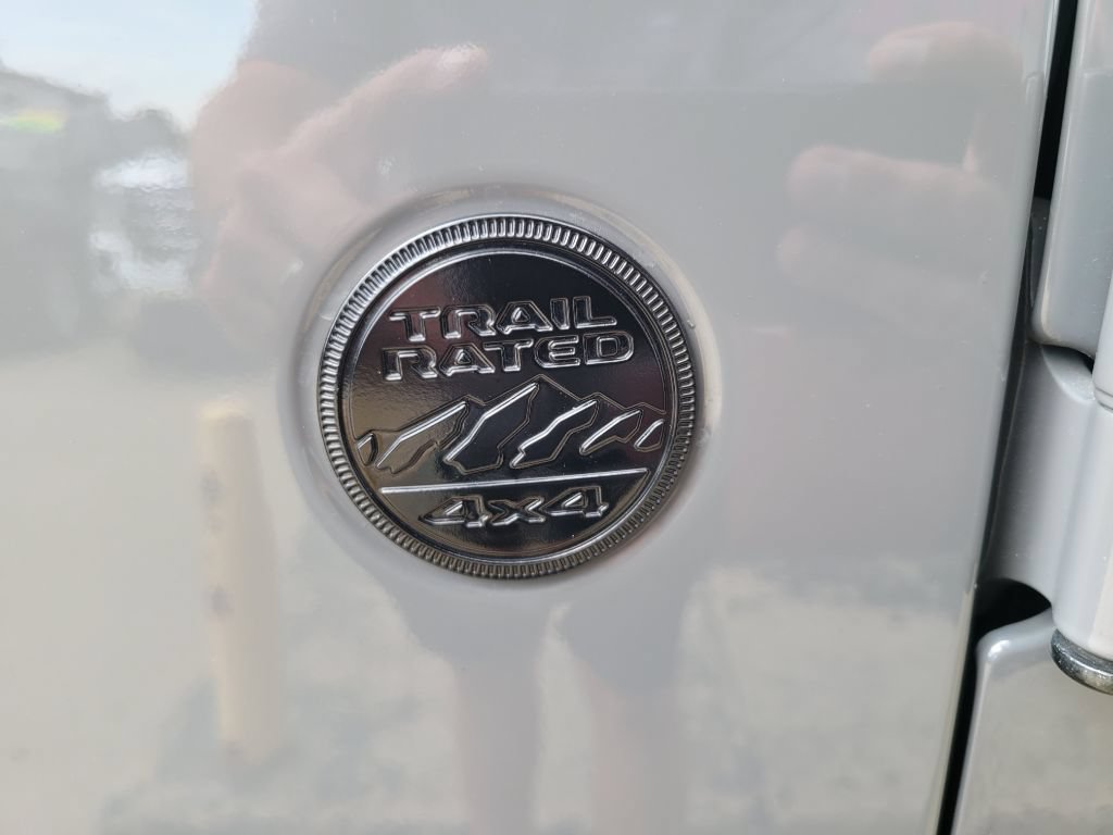 Used 2021 Jeep Wrangler Unlimited Sahara AWD/4WD image 17