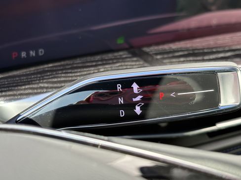 New 2026 Cadillac Escalade IQL Luxury image 28