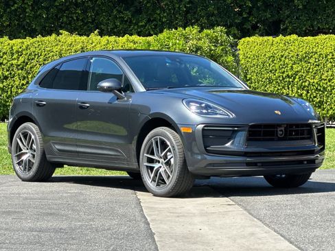 New 2026 Porsche Macan image 10
