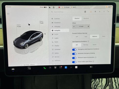 Used 2022 Tesla Model 3 image 28
