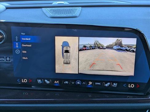 New 2026 Chevrolet Traverse RS image 12