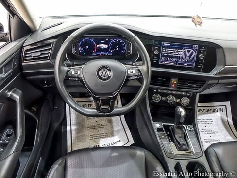 Used 2020 Volkswagen Jetta SEL FWD image 18