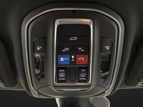 New 2026 Jeep Grand Cherokee Altitude image 27