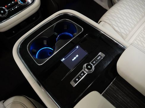 Used 2018 Lincoln Navigator Black Label image 31