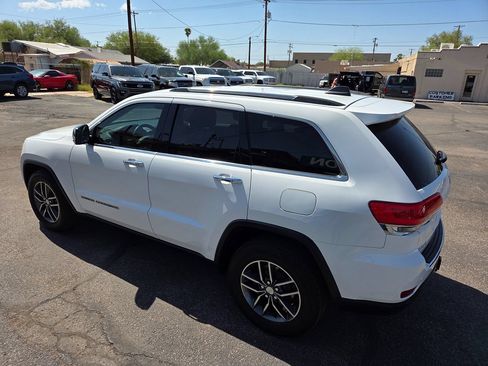 Used 2017 Jeep Grand Cherokee Limited w/ Trailer Tow Group IV AWD/4WD image 20