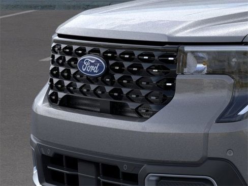 New 2025 Ford Maverick Lariat w/ 4K Tow Package image 18