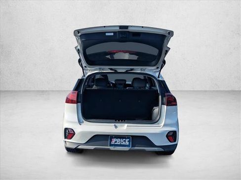 Used 2022 Kia Niro LX FWD image 6