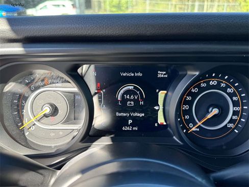 Used 2025 Jeep Gladiator Sport image 23