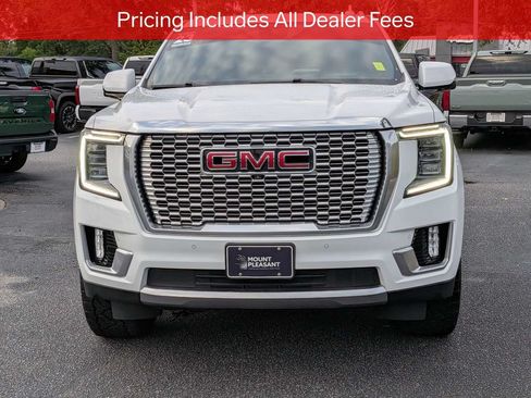 Used 2023 GMC Yukon Denali AWD/4WD image 9