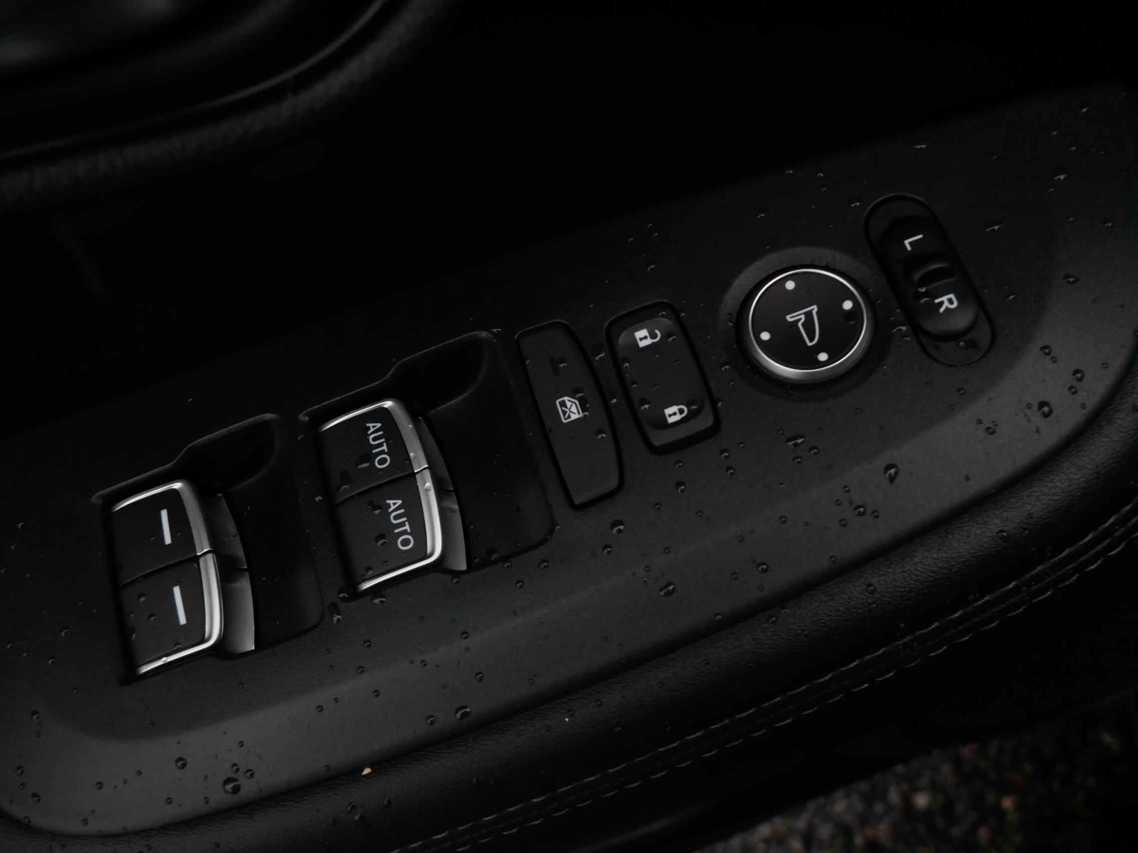 Used 2024 Honda HR-V EX-L image 19