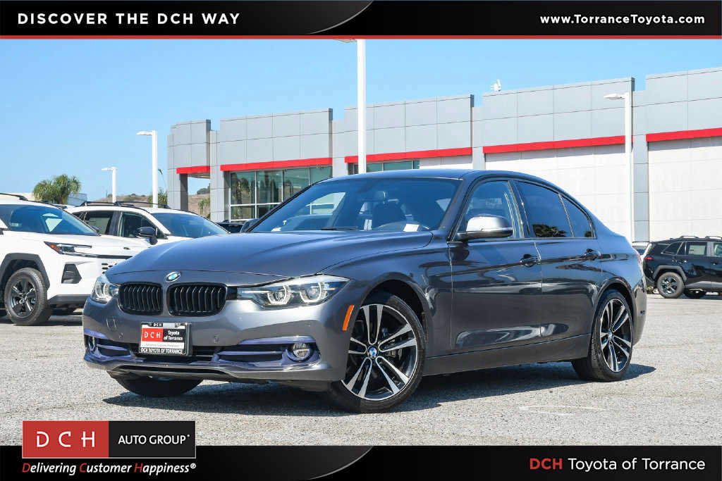Used 2018 BMW 328d Sedan RWD image 1