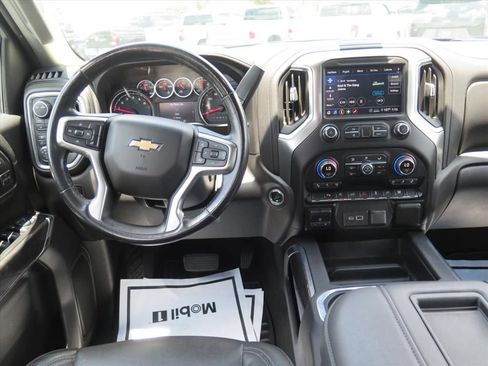 Used 2020 Chevrolet Silverado 1500 LTZ w/ LTZ Plus Package AWD/4WD image 15