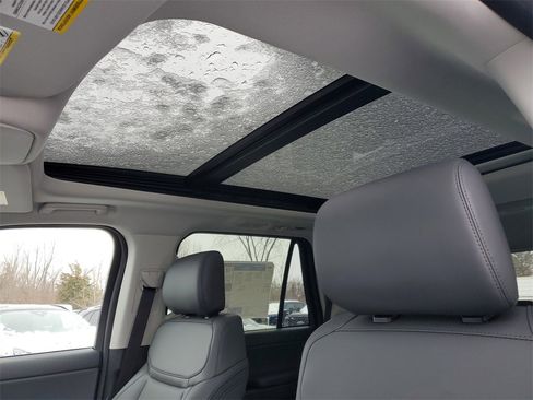 New 2026 Ford Expedition Active image 10