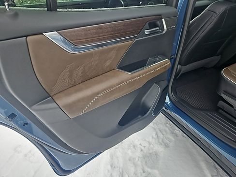 New 2026 GMC Acadia Denali Ultimate image 17