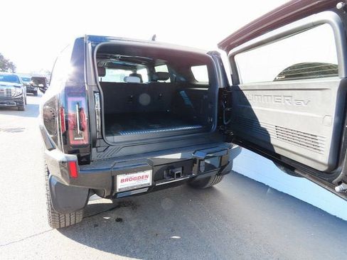 New 2025 GMC Hummer EV 3X w/ LPO, Sport Package AWD/4WD image 53