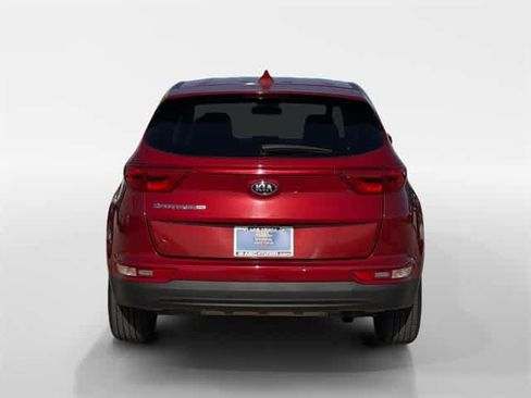Used 2018 Kia Sportage LX image 9