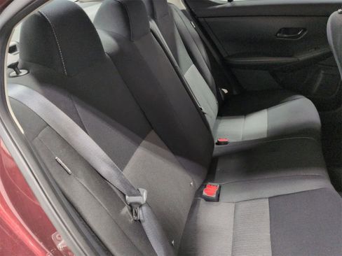 Used 2025 Nissan Sentra SV image 21