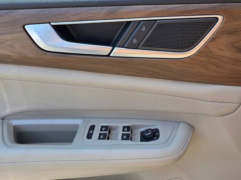 New 2026 Volkswagen Atlas SE image 28