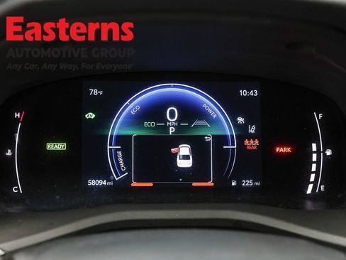 Used 2025 Toyota Camry Hybrid FWD image 17