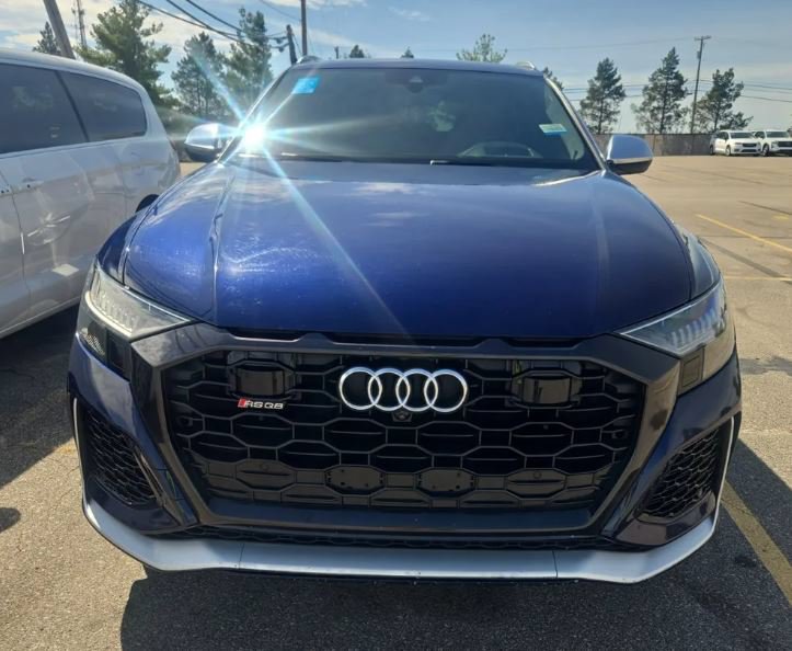 Used 2021 Audi RS Q8 w/ Luxury Package AWD/4WD image 6