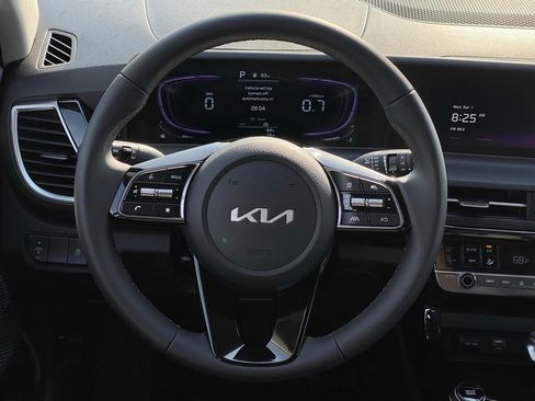 New 2026 Kia Seltos S FWD image 11