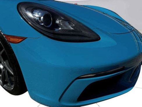 Used 2018 Porsche 718 Boxster S RWD image 10