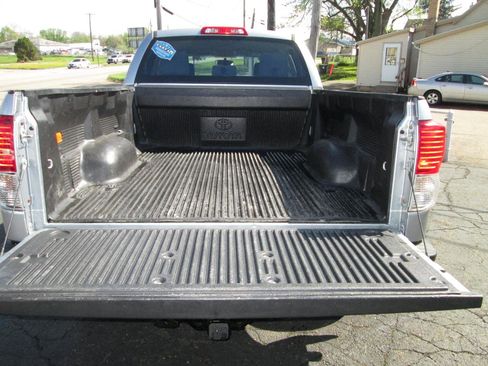Used 2011 Toyota Tundra 4x4 Double Cab w/ Tow Pkg image 30