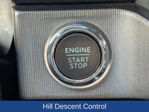 Certified 2024 Ford F450 Platinum w/ FX4 Off-Road Package image 32