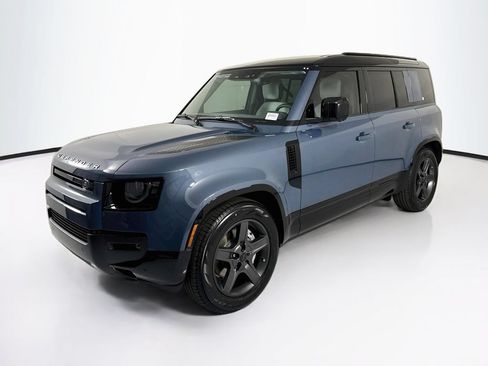 New 2026 Land Rover Defender 110 X-Dynamic SE AWD/4WD image 1