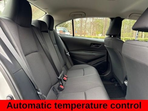 Used 2025 Toyota Corolla LE image 24