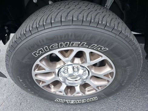 Used 2022 Ford F250 King Ranch w/ King Ranch Ultimate Package image 10