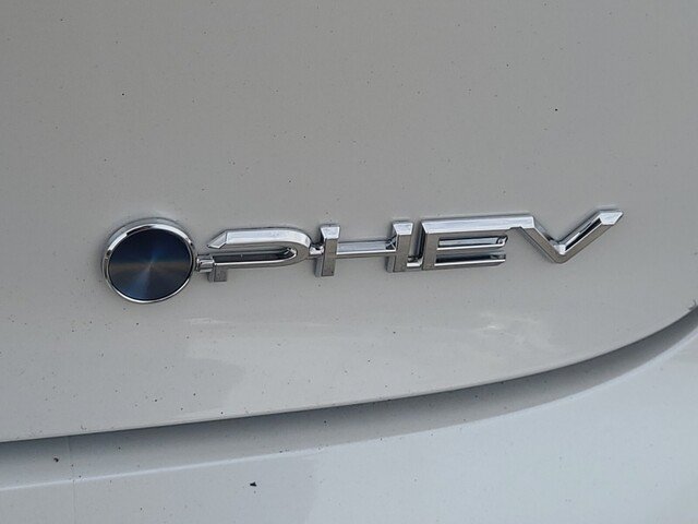 New 2026 Toyota Prius Plug-In Hybrid w/ Limited Premium Package FWD image 33