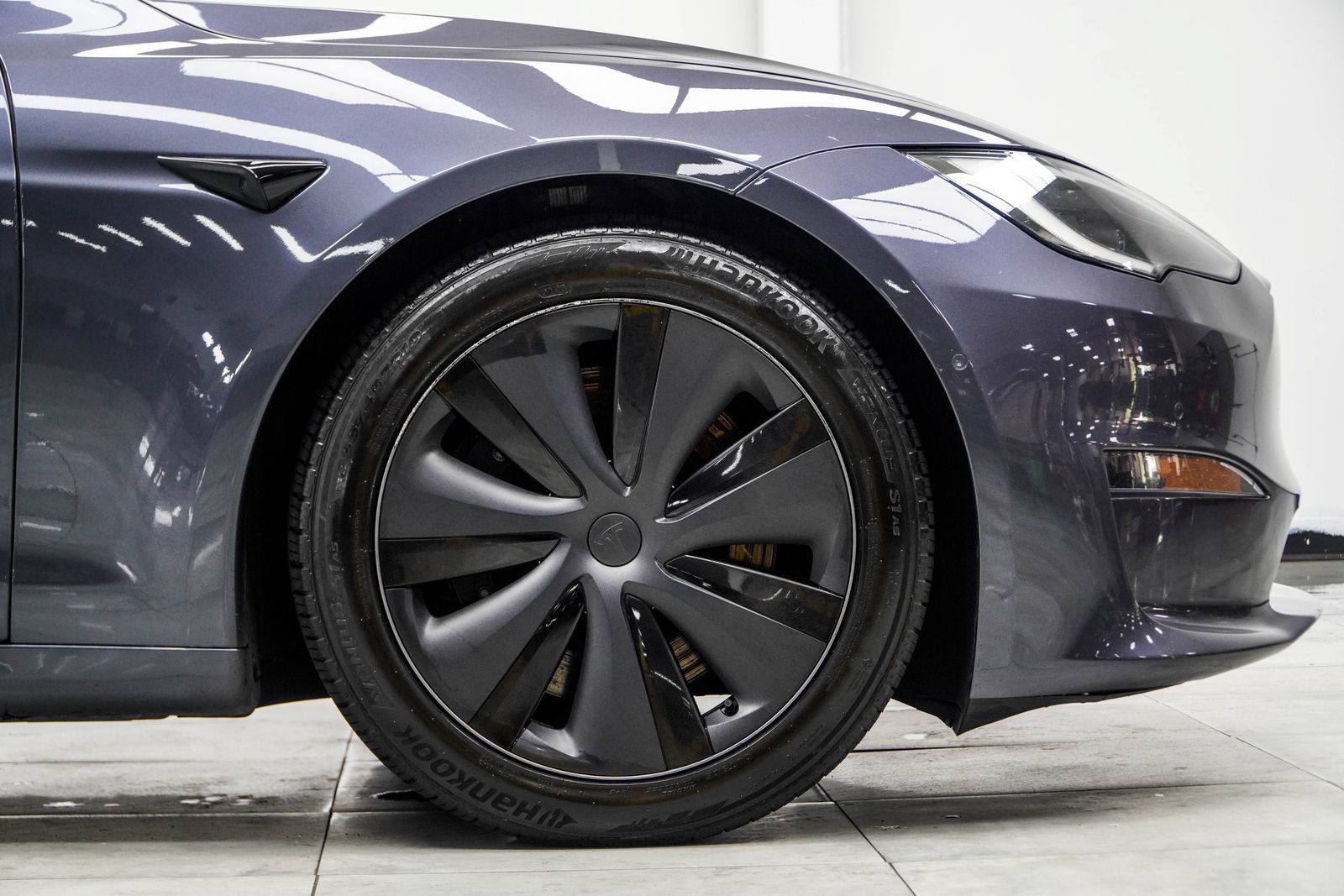 Used 2022 Tesla Model S AWD/4WD image 10