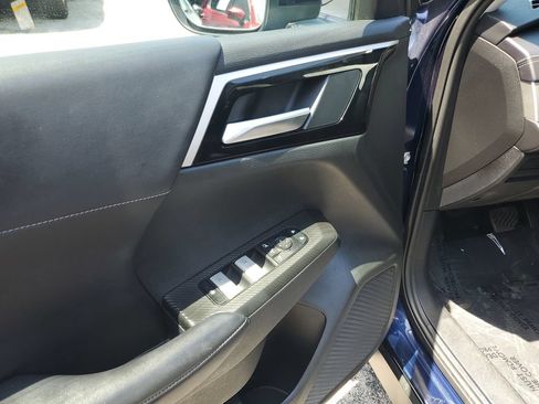 Used 2024 Mitsubishi Outlander FWD image 19
