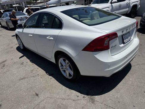 Used 2015 Volvo S60 T5 Premier image 6