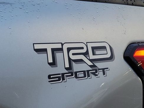 Used 2024 Toyota Tacoma TRD Sport w/ TRD Sport Premium Package AWD/4WD image 21