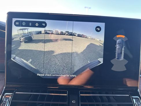 Used 2024 Lincoln Navigator Reserve image 25