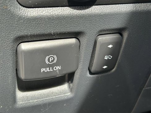 Used 2021 Ford F150 XLT w/ Equipment Group 301A Mid image 28