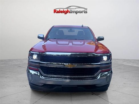 Used 2017 Chevrolet Silverado 1500 LT w/ All Star Edition AWD/4WD image 9