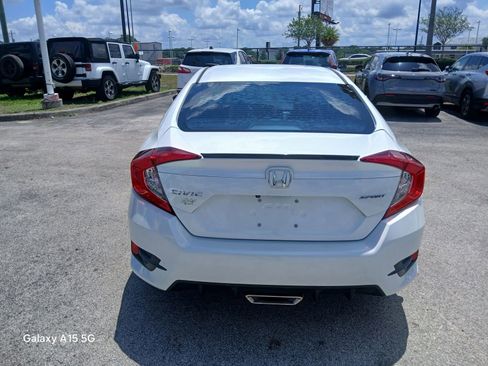 Used 2020 Honda Civic Sport image 3
